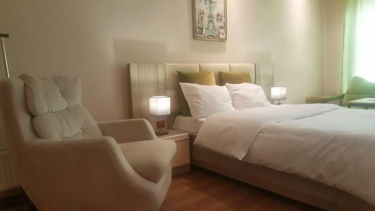 טביליסי Deso Hostel & Rooms