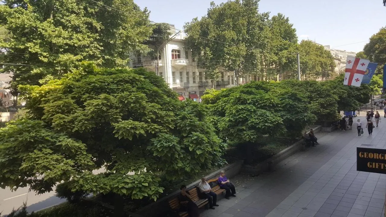 Deso Hostel & Rooms Τυφλίδα